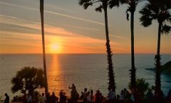 Phuket Private Half Day Explore Tour at Sunset by Bangtao Beach Bar