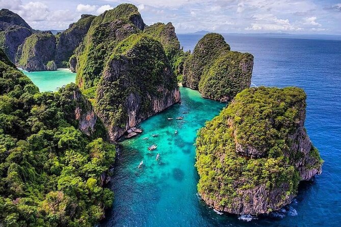Phi Phi and Bamboo Islands Private Snorkeling Trip with Lunch by Bangtao Beach Bar Phi Phi and Bamboo Islands Private Snorkeling Trip with Lunch - Phi Phi Islands