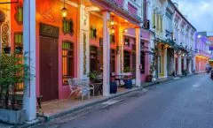 Phuket Small-Group City Sightseeing Tour by Bangtao Beach Bar Phuket Small-Group City Sightseeing Tour by Bangtao Beach Bar
