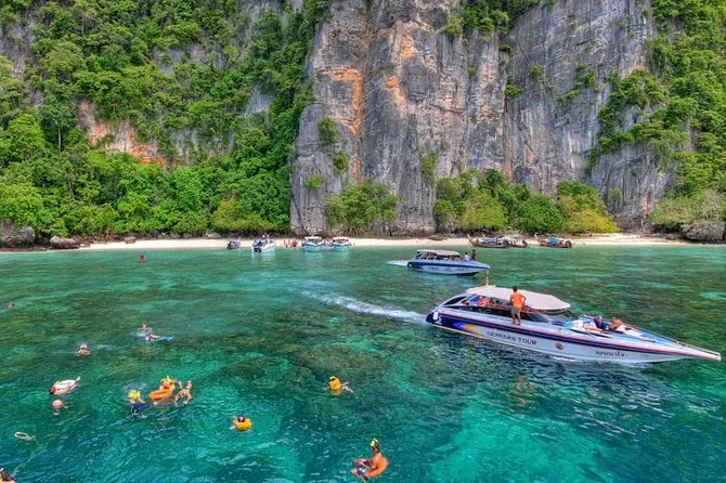 Phuket Phi Phi Full-Day Guided Tour With Snorkeling by Bangtao Beach Bar Phuket Phi Phi Full-Day Guided Tour With Snorkeling by Bangtao Beach Bar