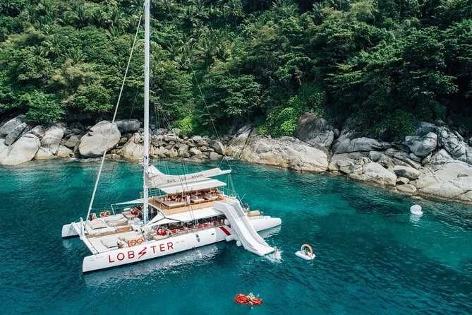 VIP Phuket Sunset Yacht Cruise by Bangtao Beach Bar VIP Phuket Sunset Yacht Cruise - Sailing