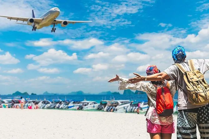 Phuket Private Airport Arrival Transfer Service by Bangtao Beach Bar Phuket Private Airport Arrival Transfer Service - Phuket Old Town